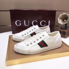 Gucci Low Shoes